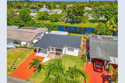 4200 NW 52nd Ave - Photo 1