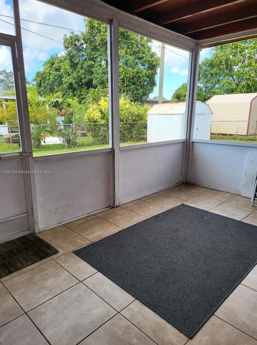 6931 4 St, Hollywood FL 33024-6212 exterior