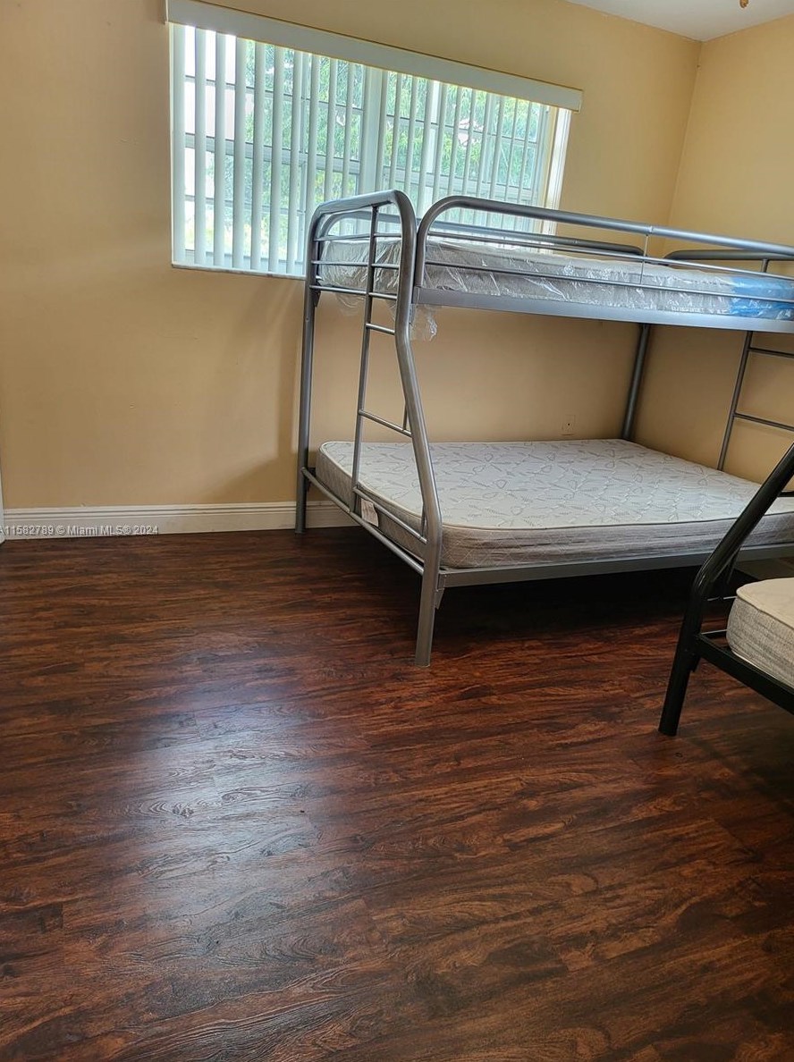 6931 4 St, Hollywood FL 33024-6212 exterior