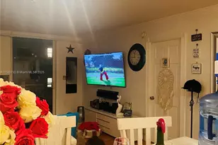 345 Ocean Dr, Miami Beach, FL 33139 - Photo 20