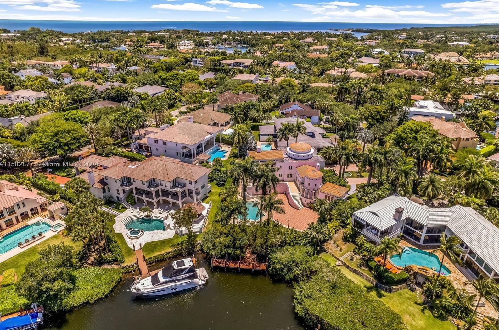 431 Costanera Rd, Miami, FL 33143-6565