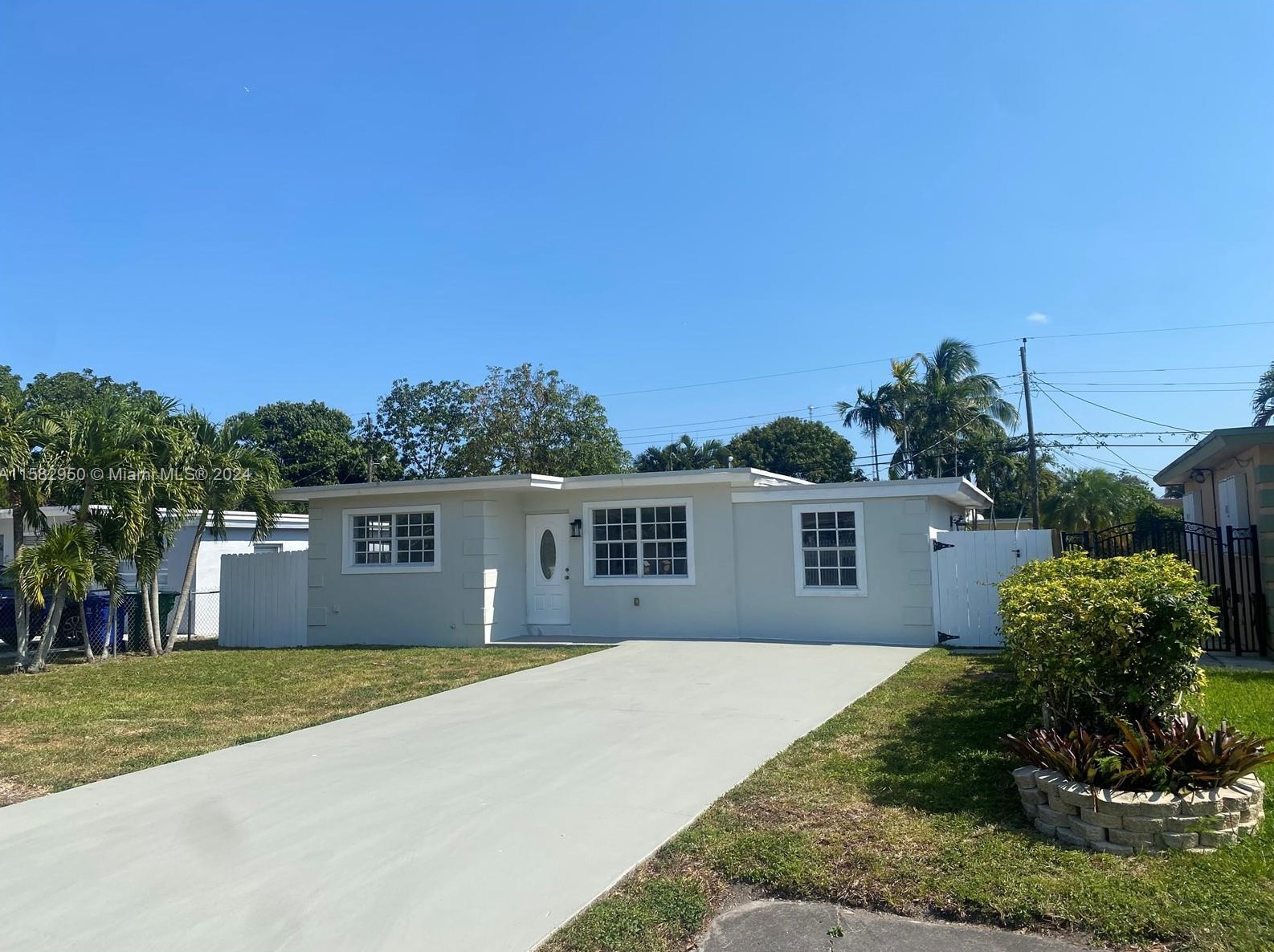 6246 Sw 24th St, Hollywood, FL 33023