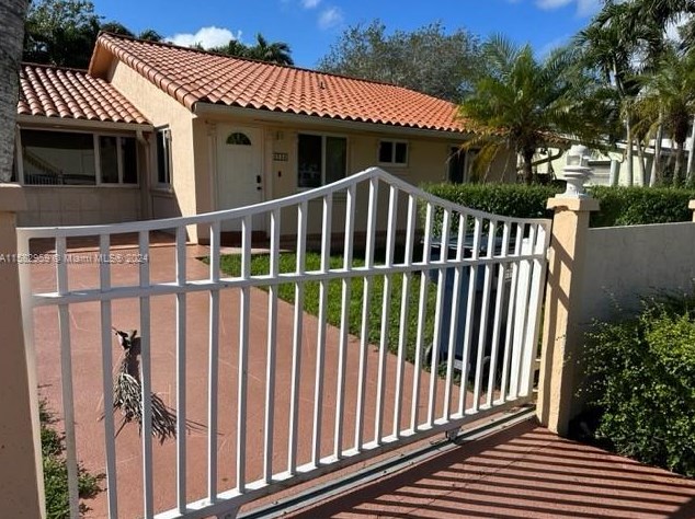 6534 84th St, Miami, FL 33143-7917