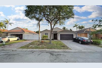 13296 SW 144th Ter - Photo 1