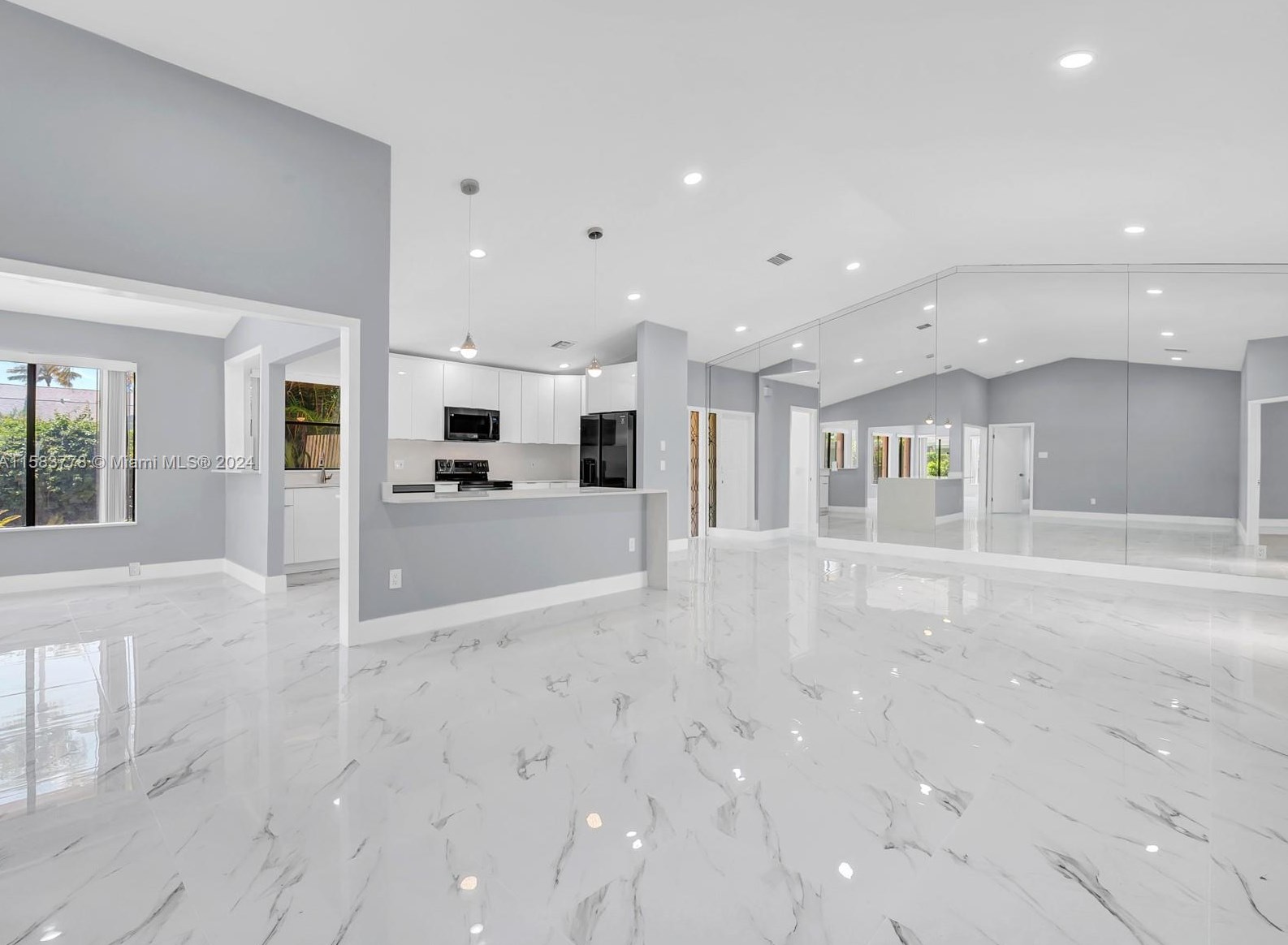 2622 13th St, Delray Beach FL  33445-1327 exterior