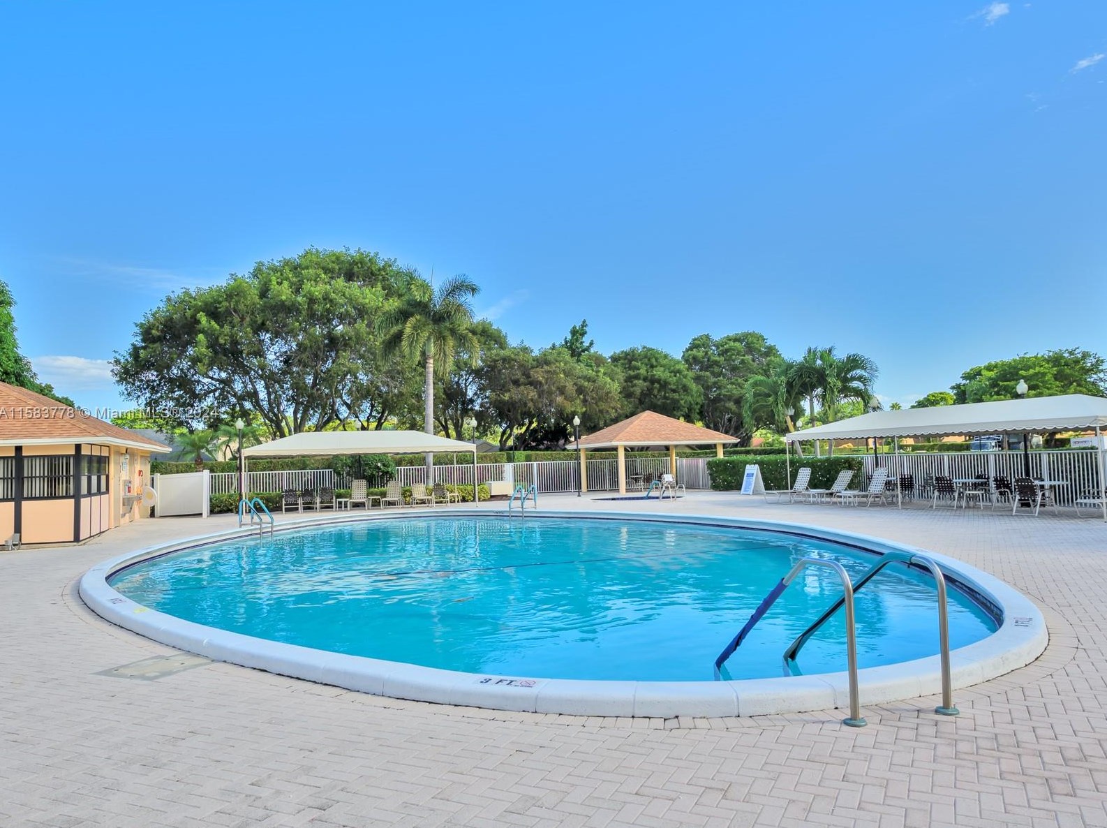 2622 13th St, Delray Beach FL  33445-1327 exterior
