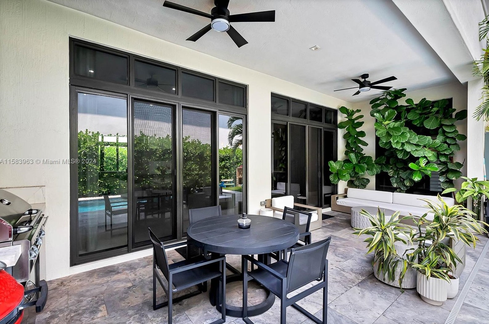 8175 48 Ter, Miami FL 33165-6120 exterior