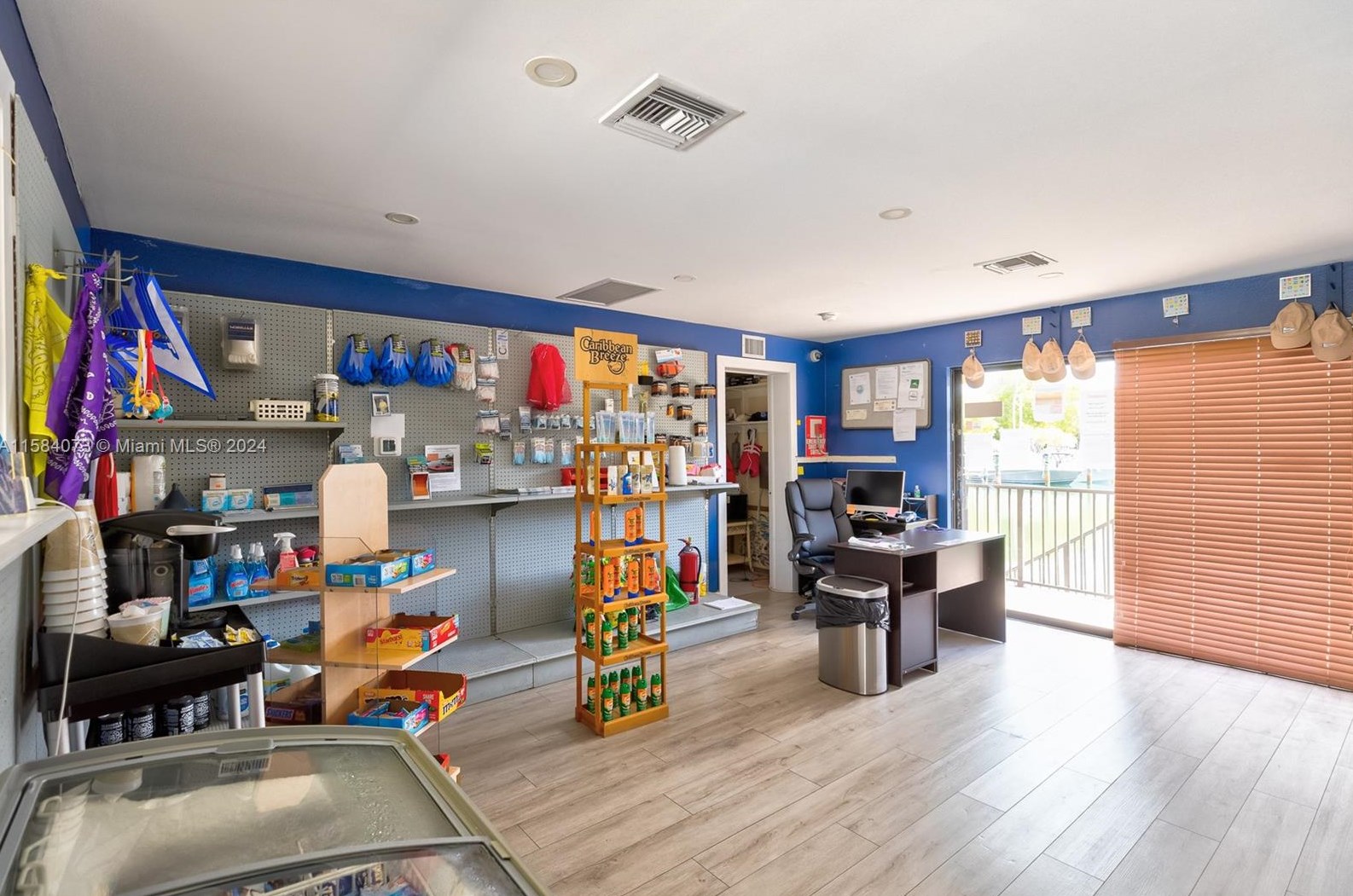 96000 Overseas Hwy, Key Largo FL 33037-2131 exterior