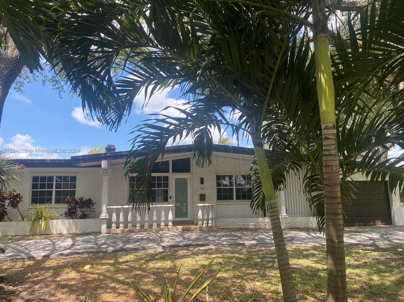 700 Curtiss Pkwy, Miami, FL 33166-7109