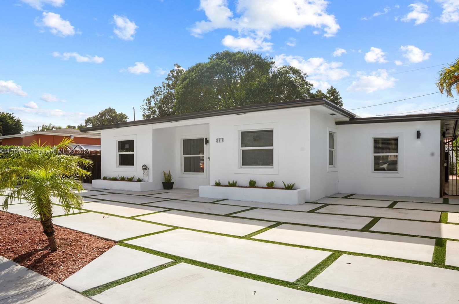 1310 76th Ave, Miami, FL 33144-4438