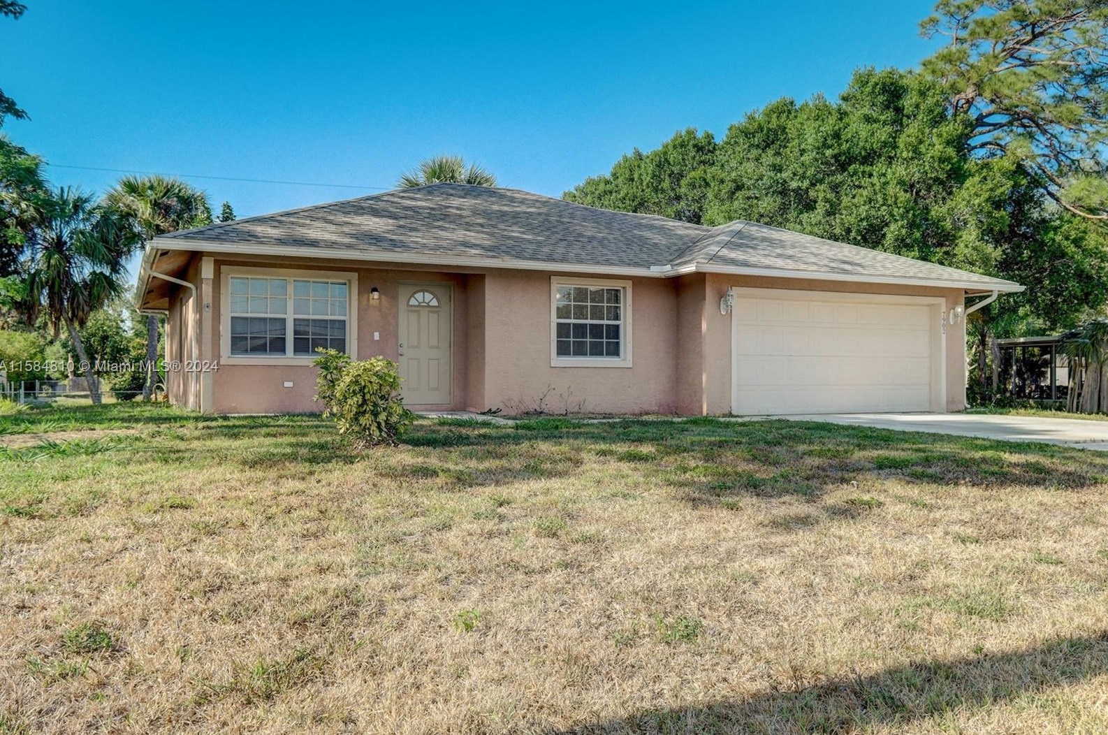 7902 Pacific Ave, Fort Pierce, FL 34951-1727