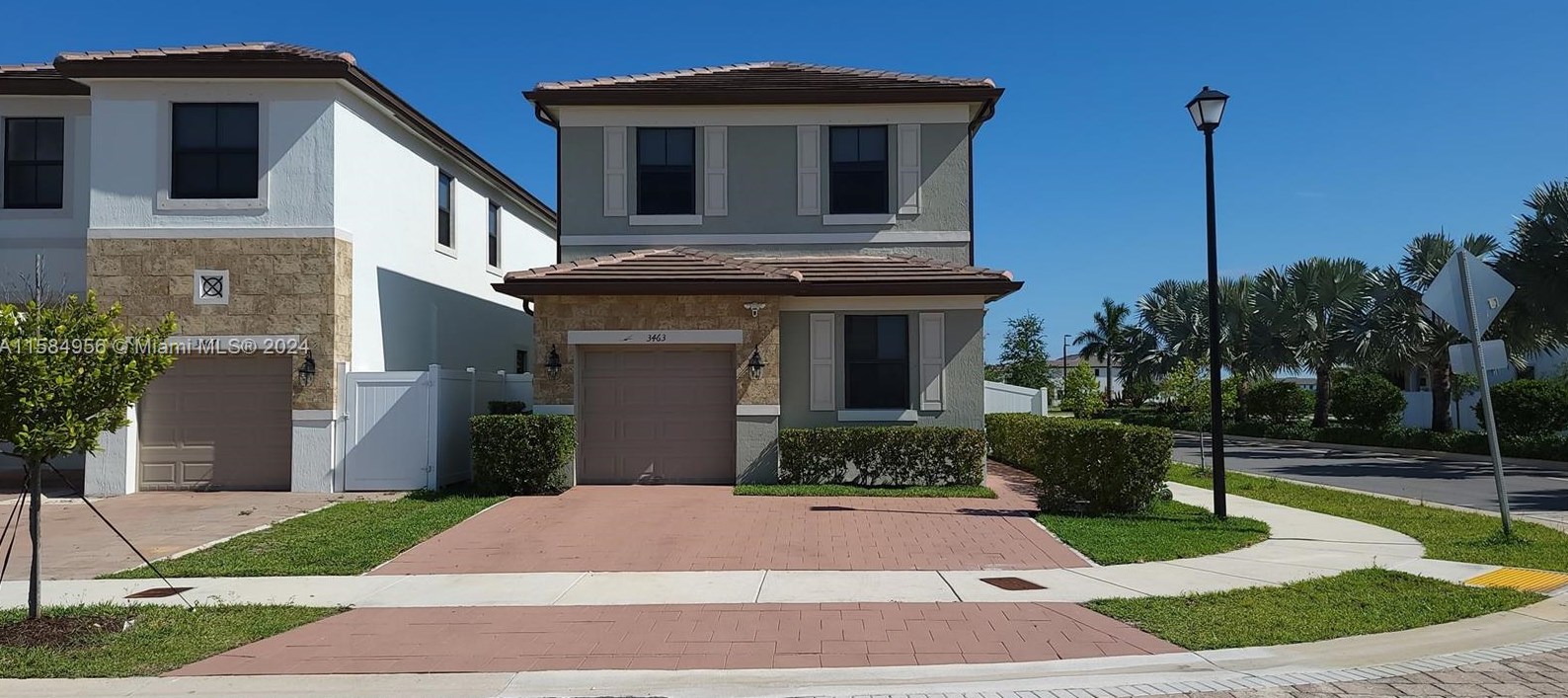 3463 W 110th St, Hialeah, FL 33018