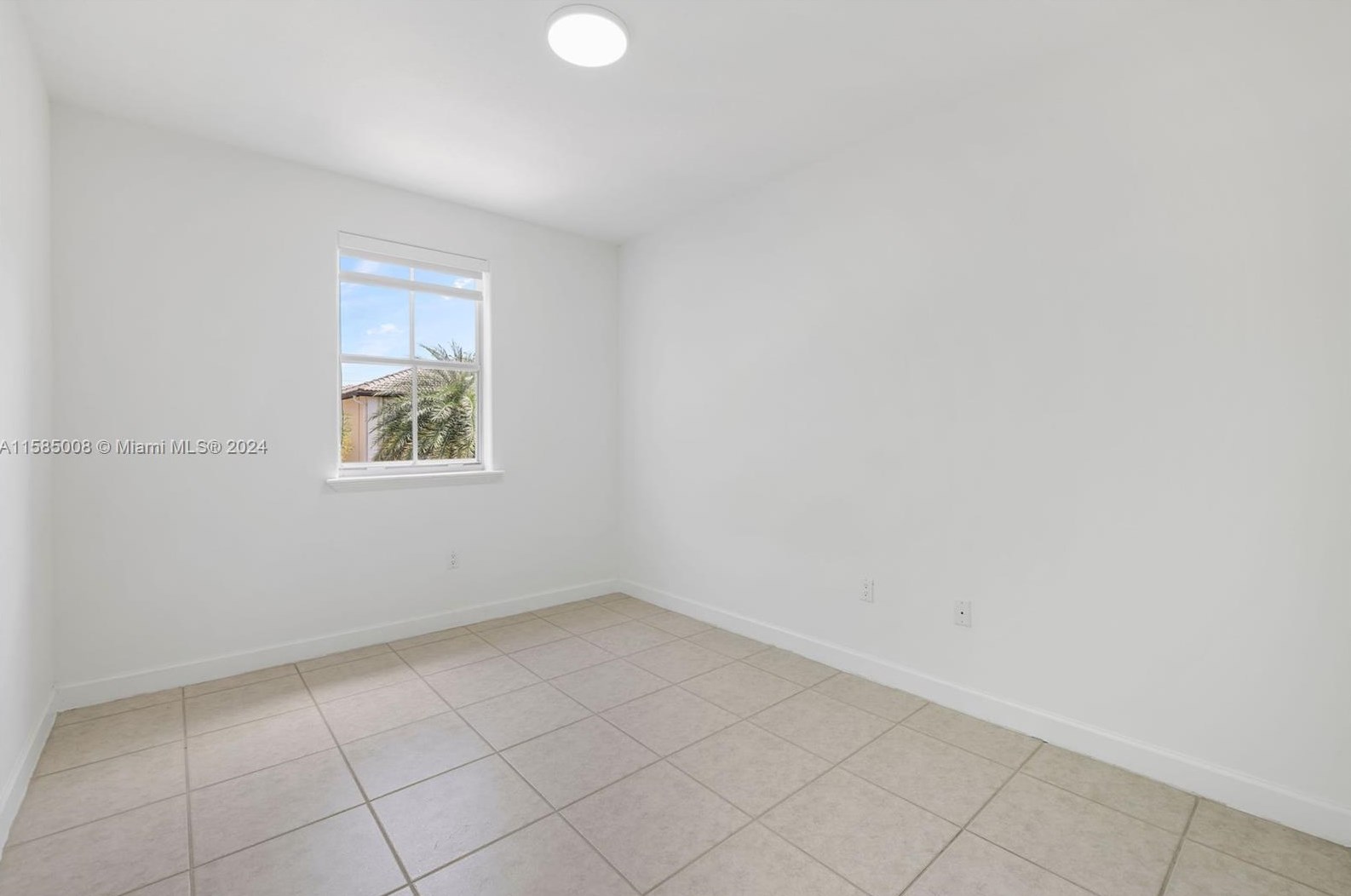 10970 48 Ter, Miami FL 33175-4328 exterior