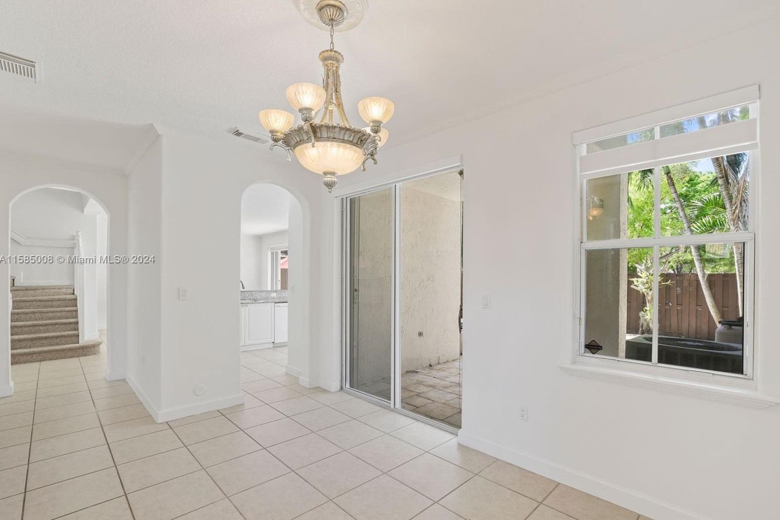 10970 48 Ter, Miami FL 33175-4328 exterior