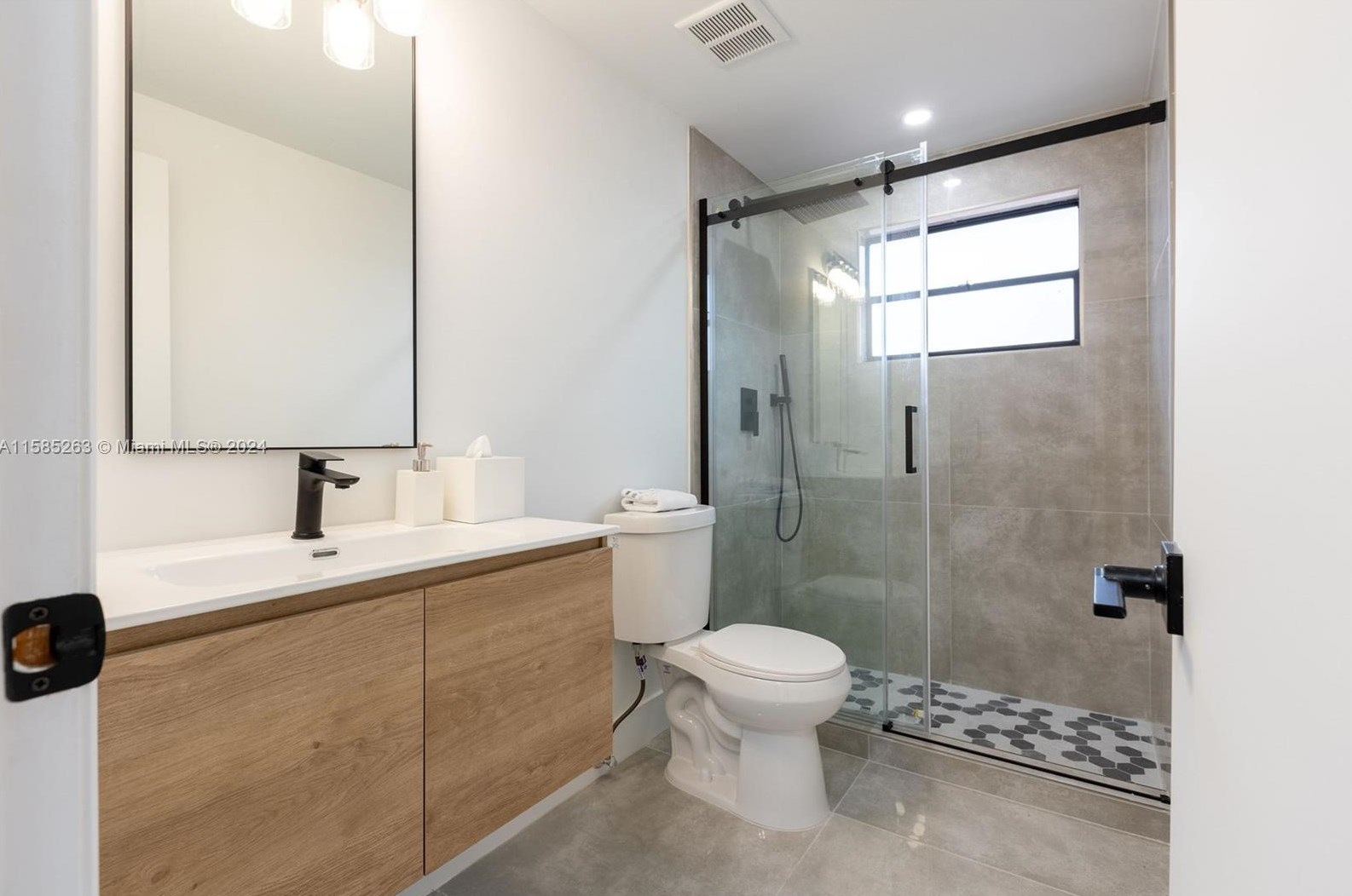 17371 Nw 66th Pl #17371, Hialeah, FL 33015