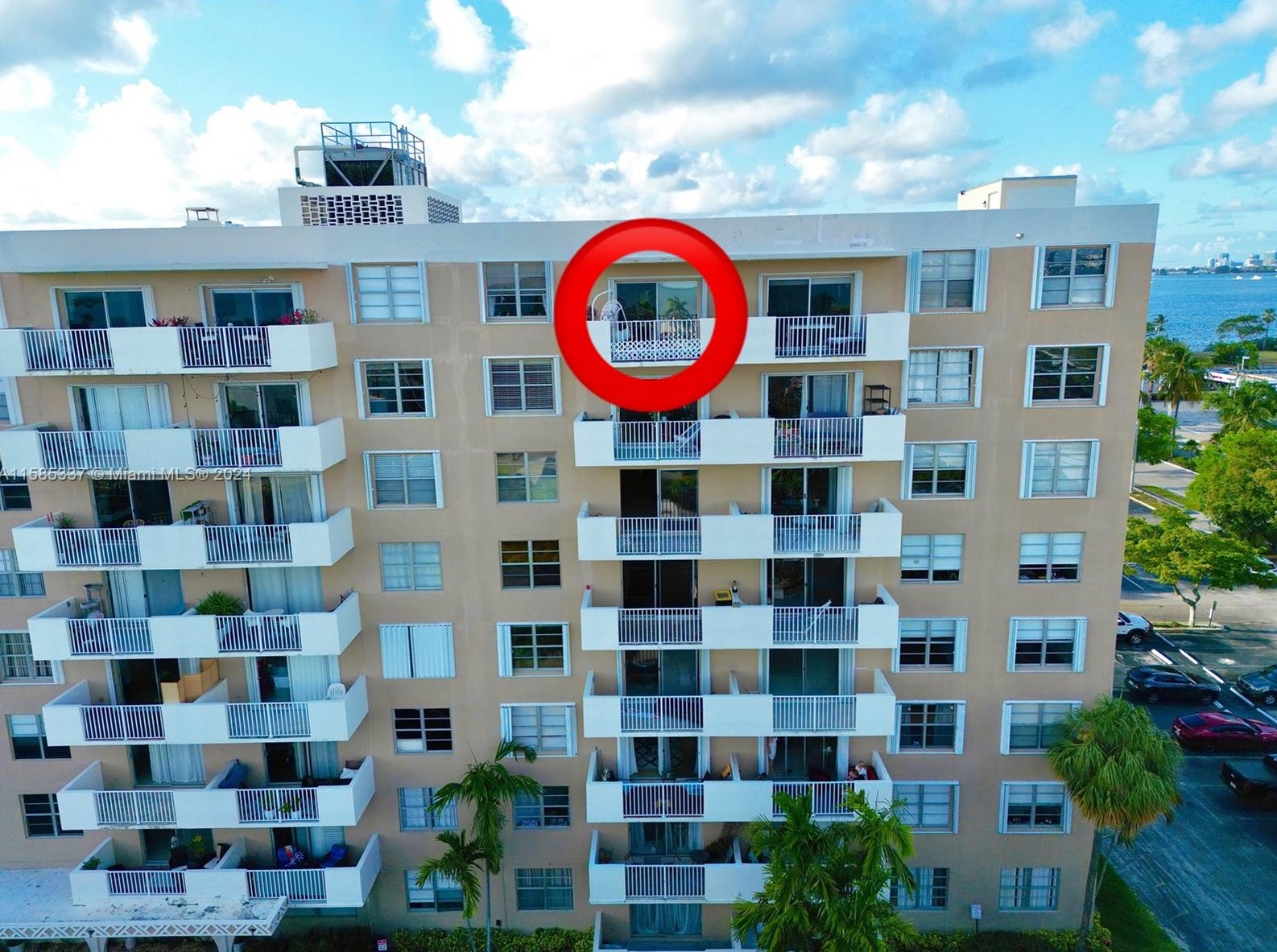 1455 Treasure Dr, Miami FL 33141-4115 exterior