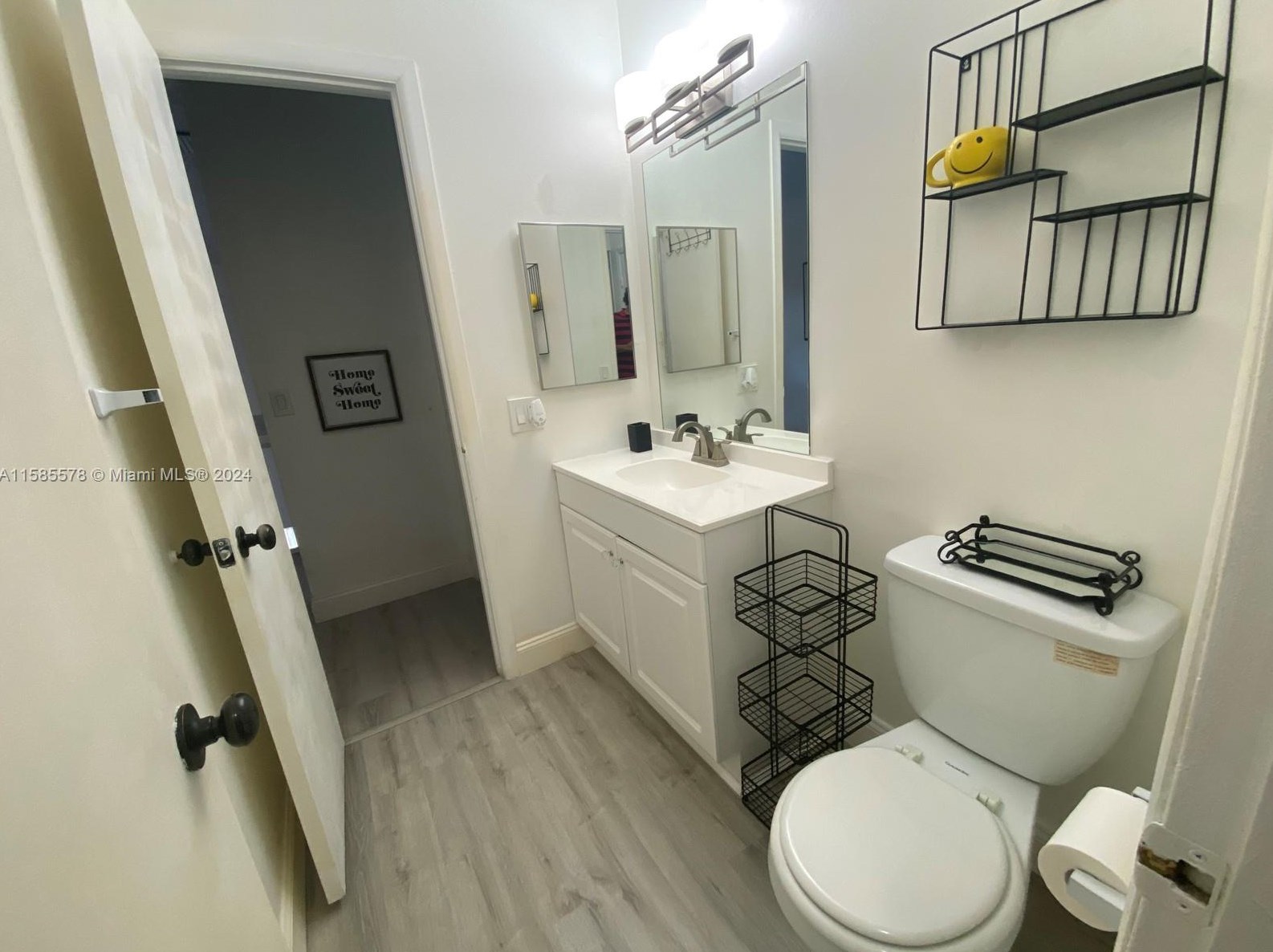 11432 133rd Road Ct, Miami, FL 33186-7968
