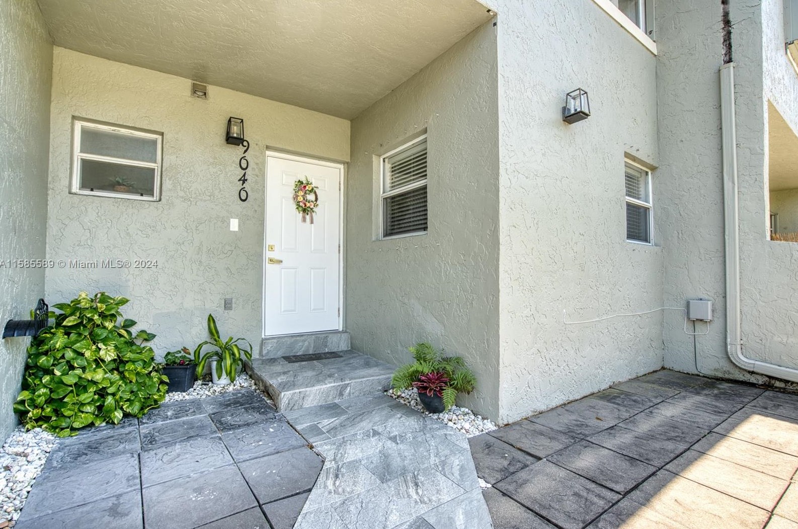 9040 203rd Ter, Miami, FL 33189-1857