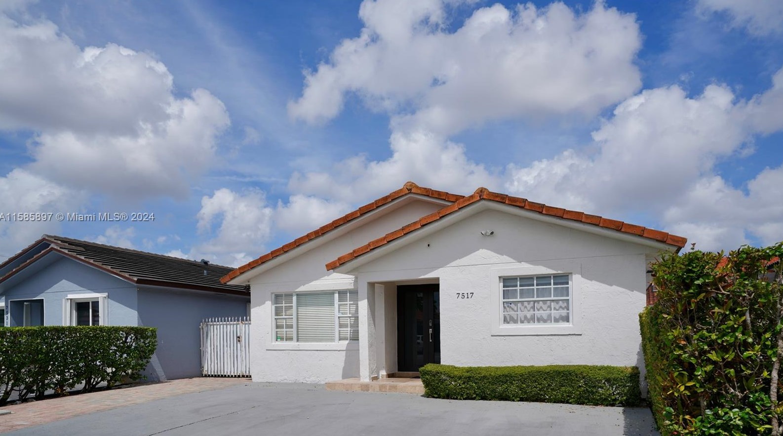 7517 W 29th Ln, Hialeah, FL 33018