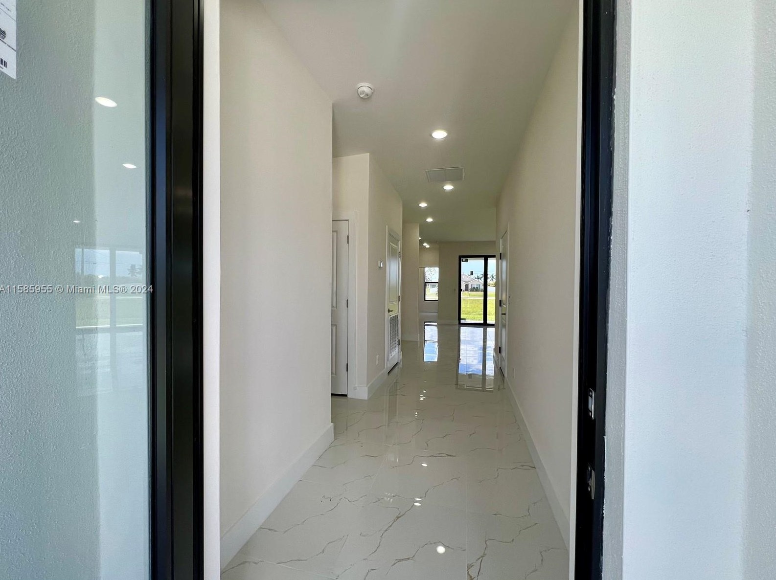 2838 Embers Ter, Cape Coral, FL 33991-1262
