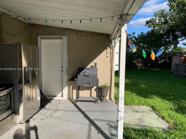 10120 Montego Bay Dr, Miami FL  33189-2329 exterior