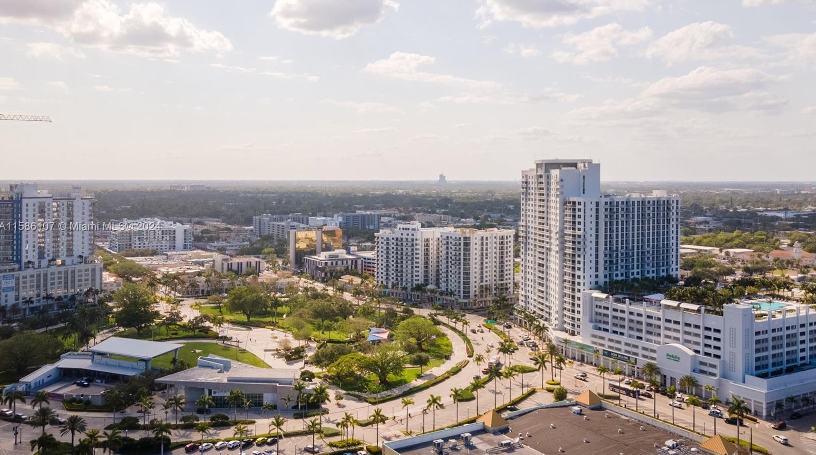 1614 Harrison St, Hollywood FL  33020-6806 exterior