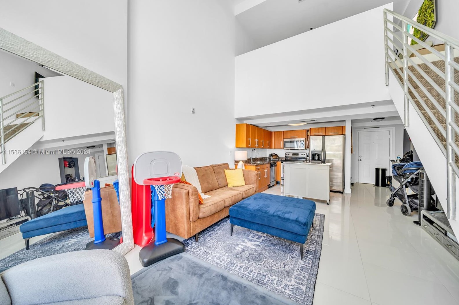 6362 Collins Ave #506, Miami Beach, FL 33141