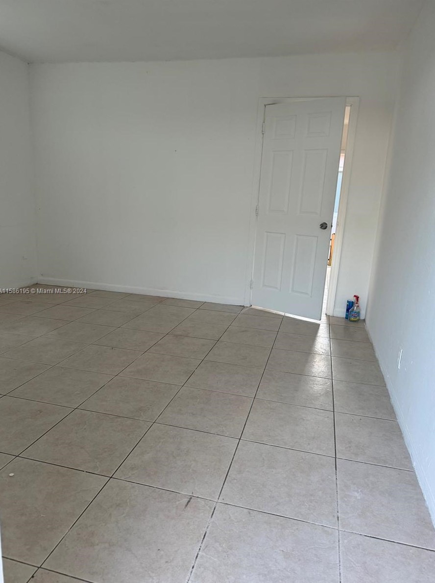 1721 Plunkett St, Hollywood FL  33020-6445 exterior