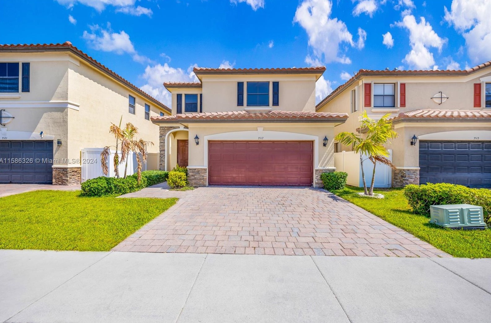 3517 W 86th Terrace, Hialeah, FL 33018
