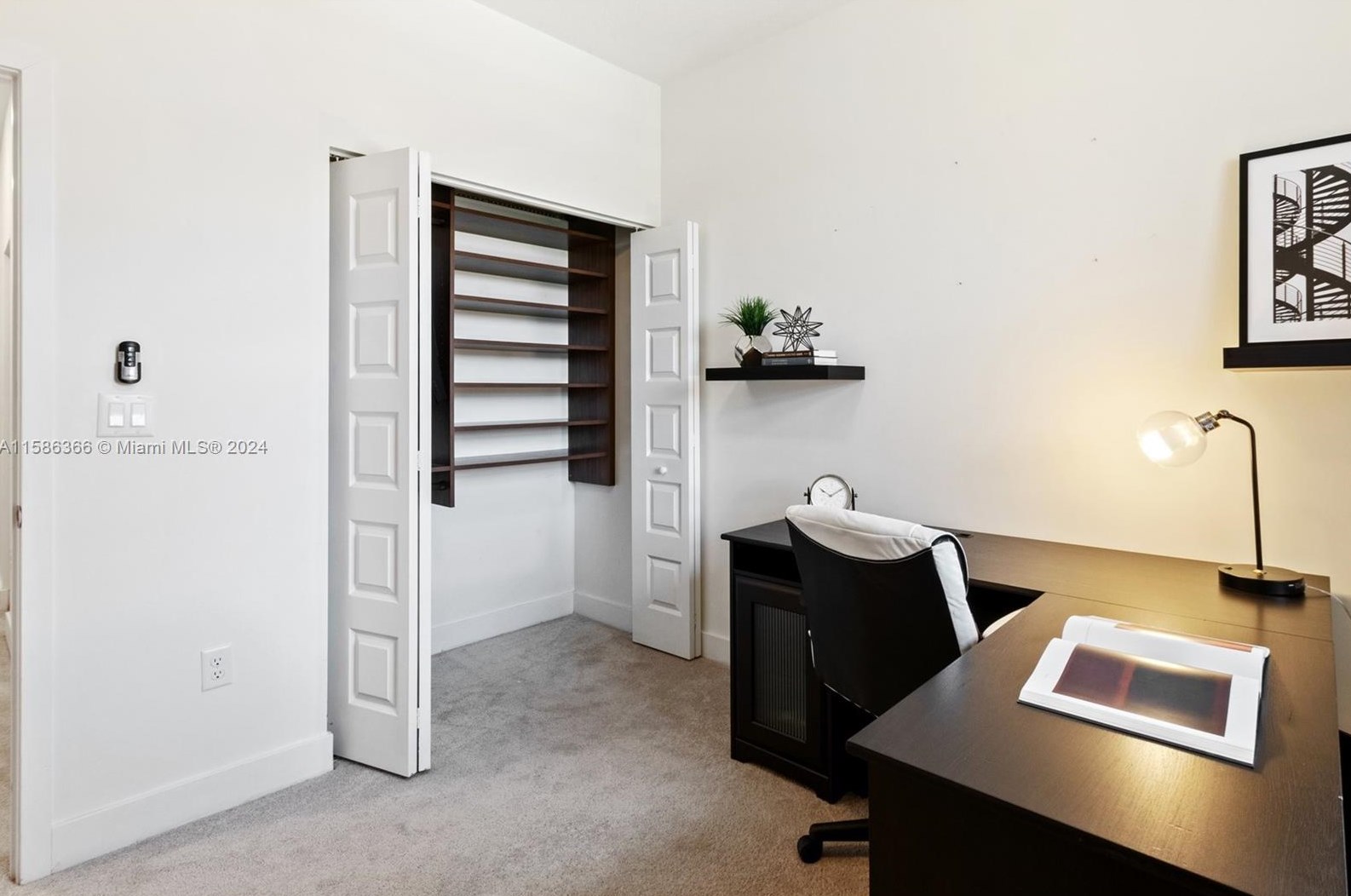 15824 91 Ct, Hialeah FL  33018-1990 exterior