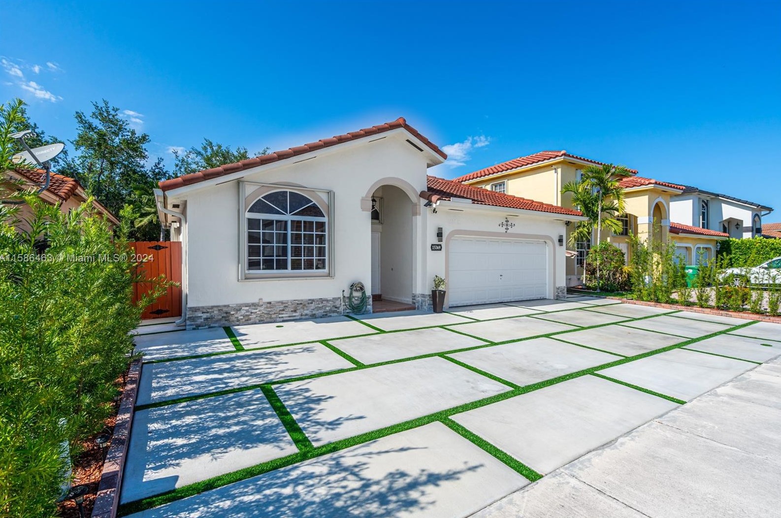 15369 32nd Ter, Miami, FL 33185-4794
