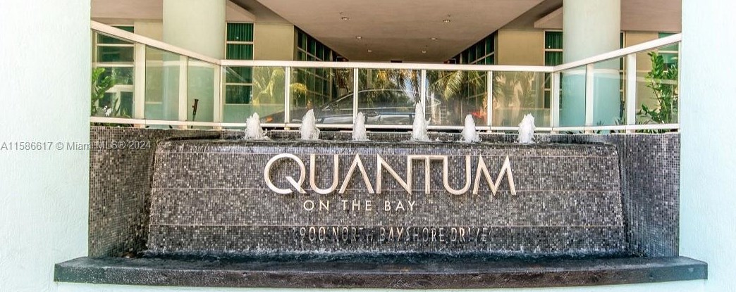 1900 Bayshore Dr, Miami FL  33133-3217 exterior