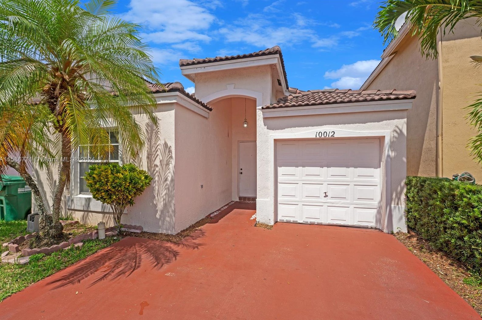10012 162nd Ct, Miami, FL 33196-5916