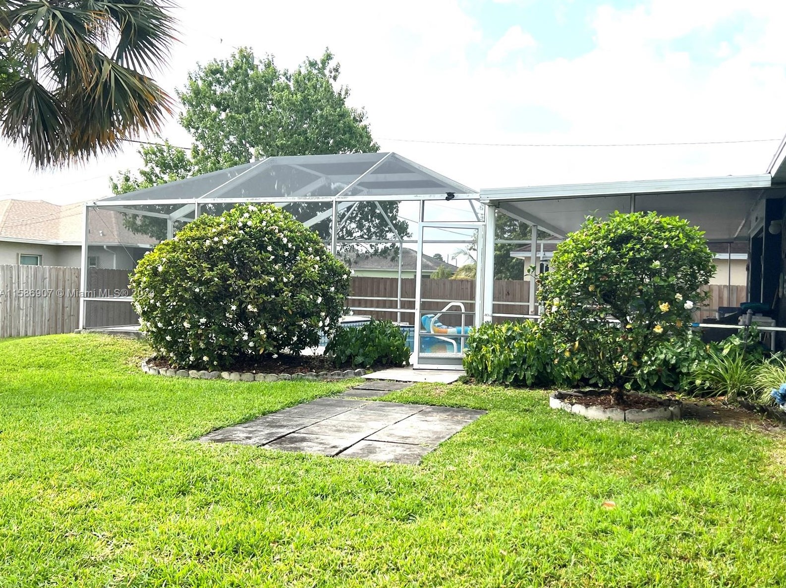 131 Friar St, Fort Pierce FL  34983-1564 exterior