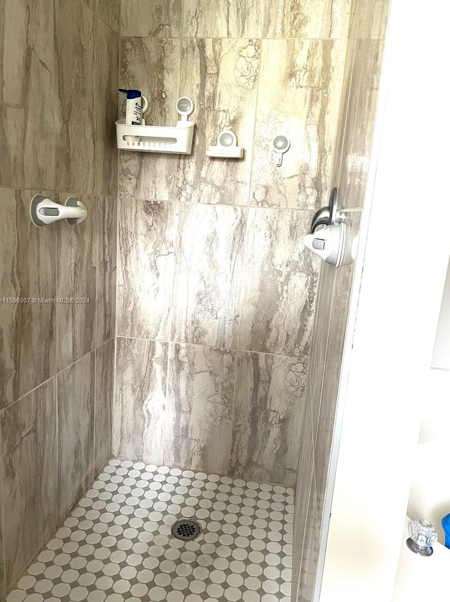 131 Friar St, Fort Pierce FL  34983-1564 exterior