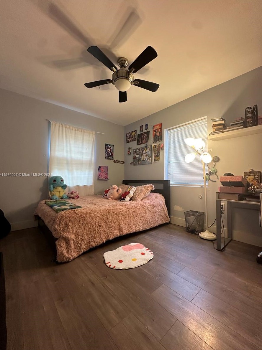 1300 134 St, Miami FL 33161-4352 exterior