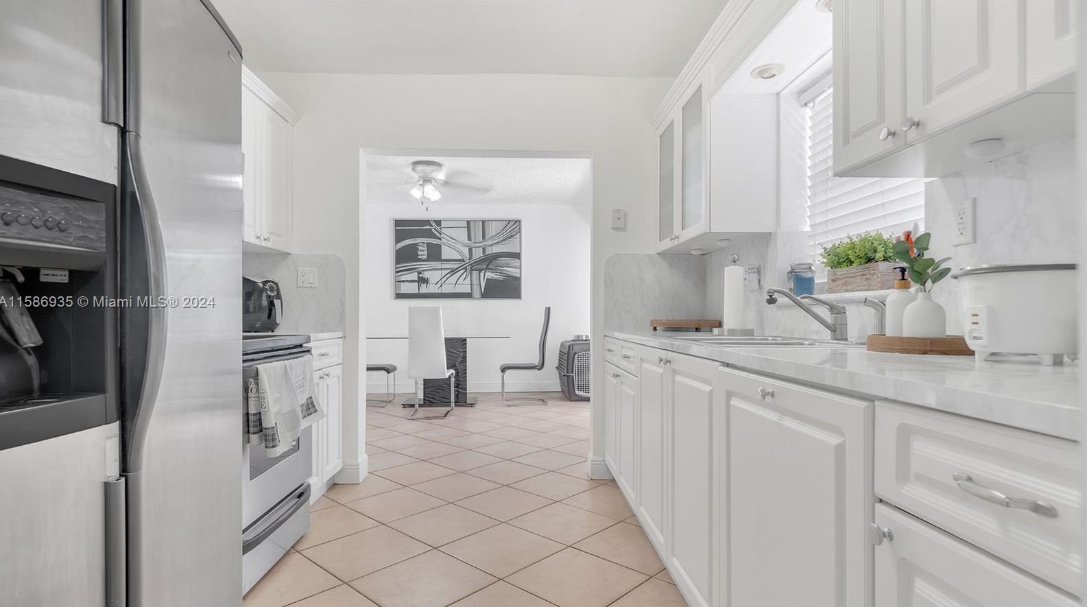 1830 92 Ct, Miami FL 33189-2464 exterior