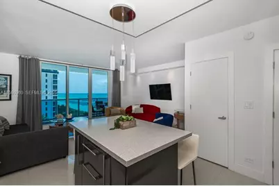2301 Collins Ave #1111, Miami Beach, FL 33139 - Photo 4