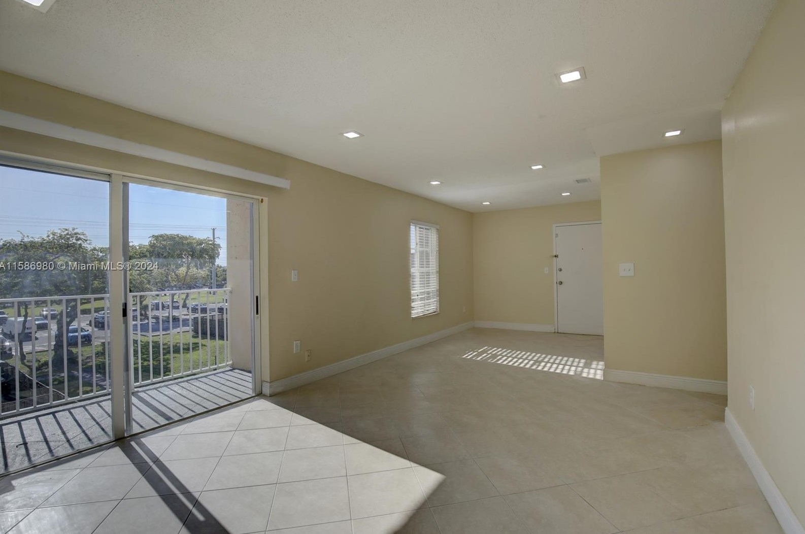 4804 79th Ave, Miami, FL 33166-5447