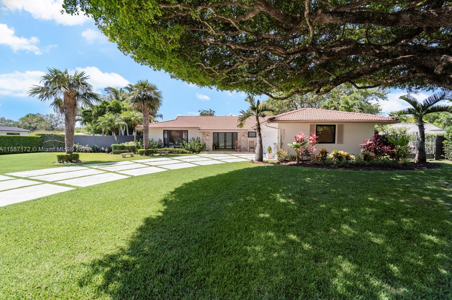 8822 161st St, Miami, FL 33157-3514