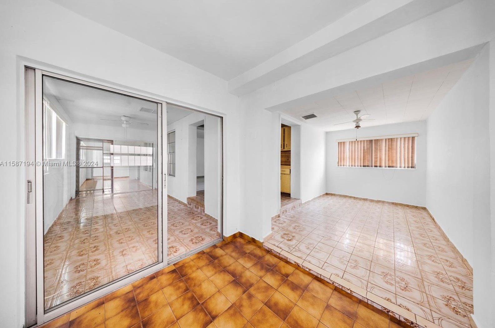 654 35 St, Hialeah FL  33012-4828 exterior