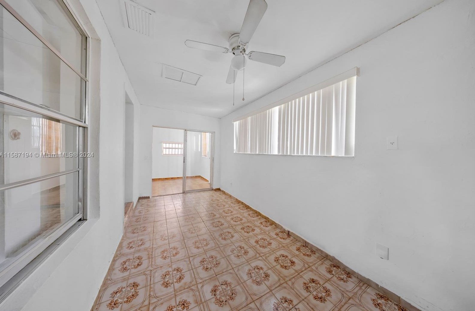 654 35 St, Hialeah FL  33012-4828 exterior