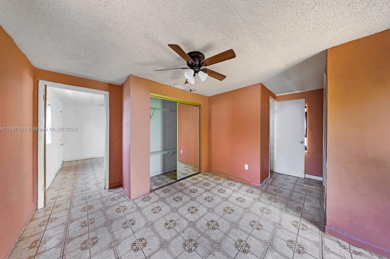 654 35 St, Hialeah FL  33012-4828 exterior