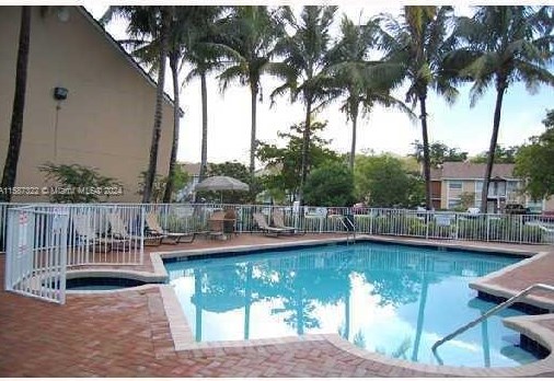 2242 81st Ave, Hollywood, FL 33025-2264