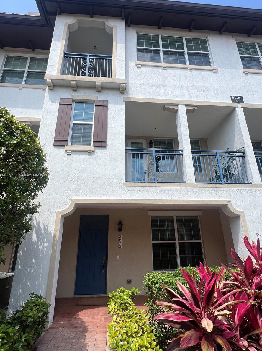 2675 120th Ave, Hollywood, FL 33025-7704