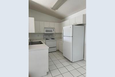 5630 NW 61st St #1317 - Photo 1
