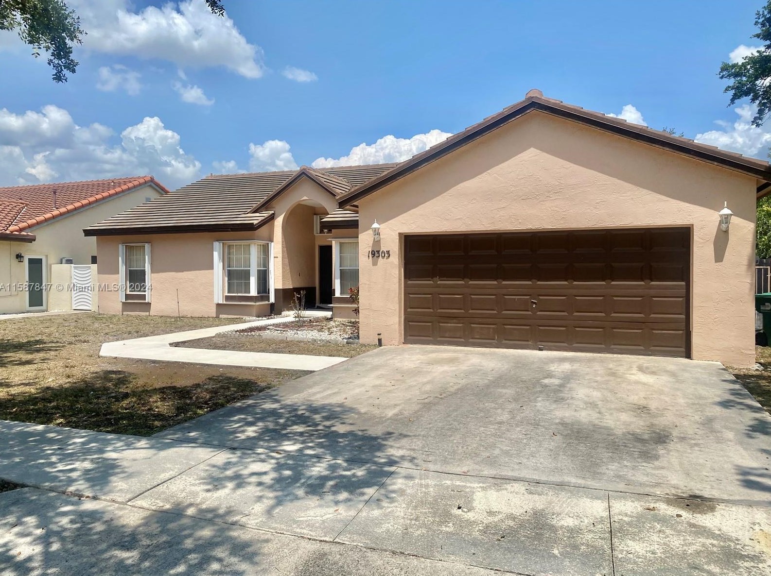 19303 Nw 87th Ct #19303, Hialeah, FL 33018