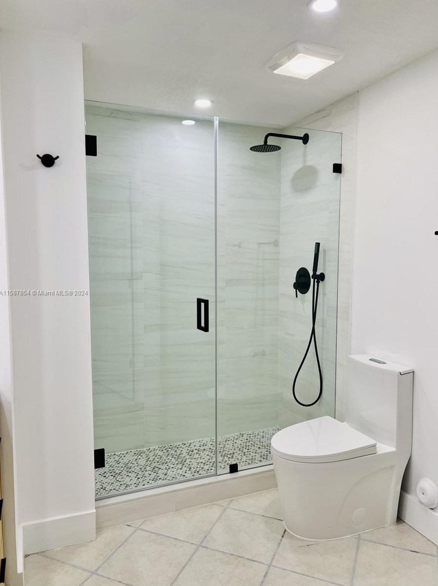 3500 Coral Way #1102, Miami, FL 33145
