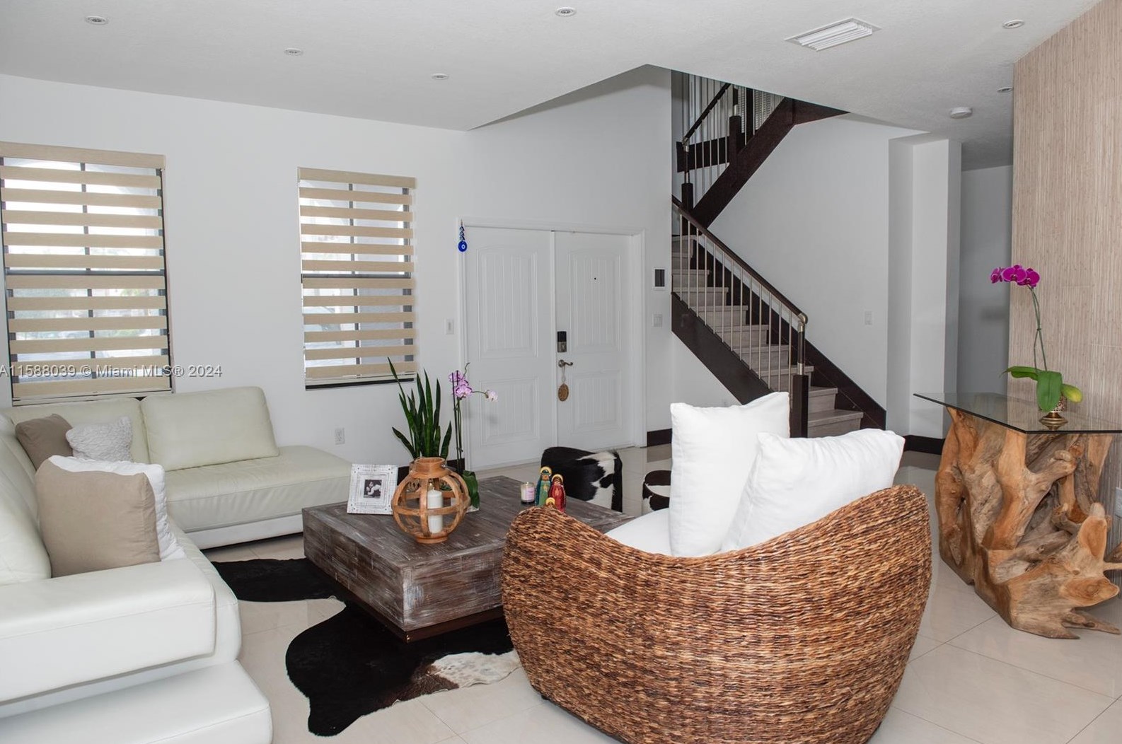 802 104th Ave, Miami FL 33176-4085 exterior