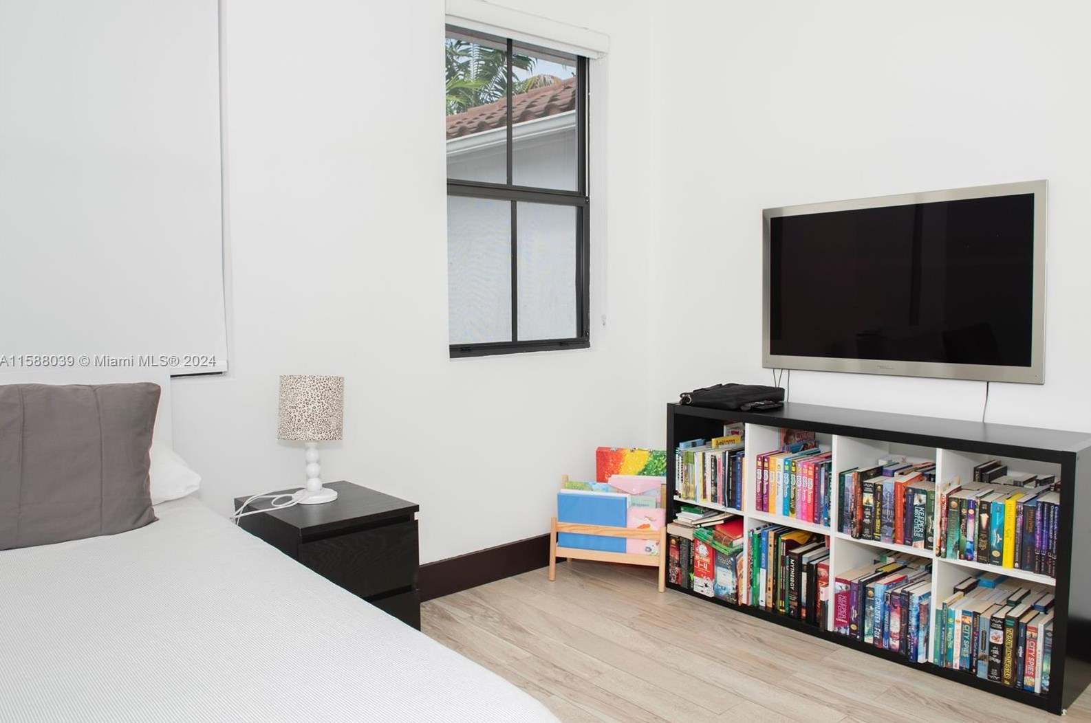 802 104th Ave, Miami FL 33176-4085 exterior